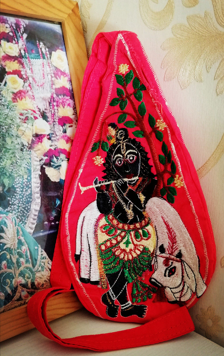 Imported from India exquisite standard large rosary bag series -19A cow with little Krsna flute style