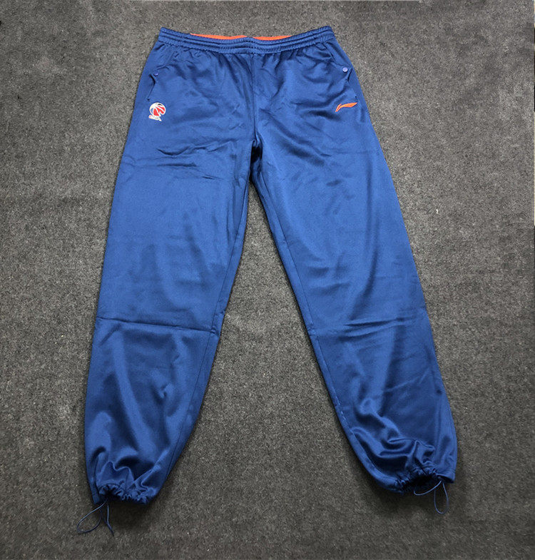 Li Ning sponsored the CBA League players version of men's large size appearance wear plus velvet trousers warm-up training running basket trousers