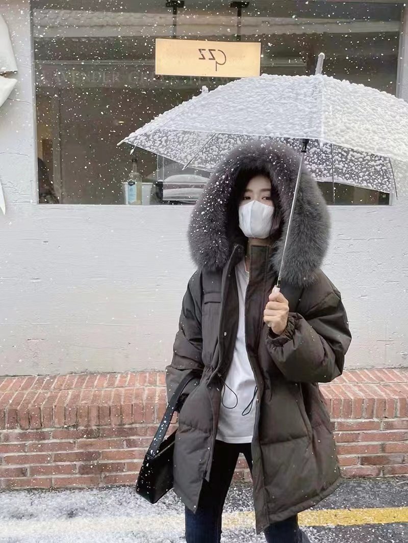 MIUSU Winter New Products College Winter College Wind - Grey Fox collar 90 white duck - duvet dark gray plume feather coat