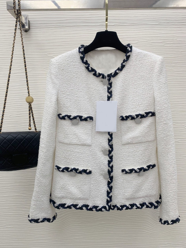 Gao Yunzhen's Same Style White Tweed Jacket for Women, 2025 Spring and Autumn, Slim-Fit, Elegant Socialite Suit, Tweed Top Gao Yunzhen's Same Style White Tweed Jacket for Women, 2025 Spring and Autumn, Slim-Fit, Elegant Socialite Suit, Tweed Top
