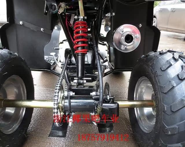 ATV bốn bánh off-road xe máy 125CC nhỏ Hummer ATV 7 inch lốp chân không sửa đổi đôi net ánh sáng