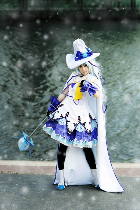 [605 cánh thực sự chụp] Tuyết 2014 cô gái ma thuật Hatsune thêu máy tính cos phiên bản cuối cùng cosplay