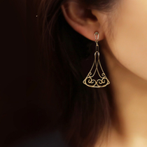 Retro dress long ear clip ins style design personality painless mosquito coil hollow hollow sweet earrings