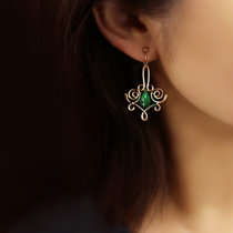 Retro ear clip ins style design sense Crystal personality painless mosquito repellent temperament hollow sweet earrings