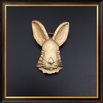 Retro Alloy Rabbit Breast-Brooch Chest Flowers Pins Womens Chains Personalities Cute Sweater Sweater Accessories