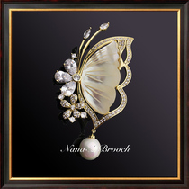 Plum Blossom Breast chest needle high-end female Korean lavish atmosphere Fashion big clothes Dont pin accessories Pearl brooch 100 hitch
