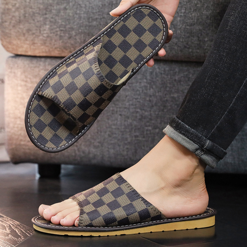 Summer Couple's Wooden Floor Indoor Slippers for Men and Women, Non-Slip Soft-Soled Bedroom Checkerboard Slippers for Summer Summer Couple's Wooden Floor Indoor Slippers for Men and Women, Non-Slip Soft-Soled Bedroom Checkerboard Slippers for Summer