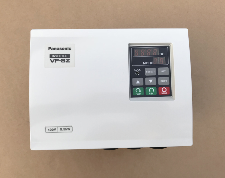 Original loaded Panasonic VF-8Z frequency converter 5 5KW 400V 98 into new already tested thing bag good VF-8Z