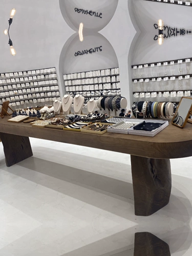 Корейский магазин одежды, журнальный столик, шкаф для обуви, сумка для обуви, реквизит, стол для демонстрации ювелирных изделий, проточный стол, островной стол, боковой столик у окна