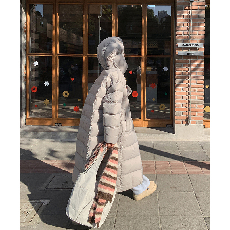 95% White Duck down Cloud Puff Extra-Long down Jacket for Women, Winter 2026 New Style, Gray, Super Nice-Looking, Large Quilt