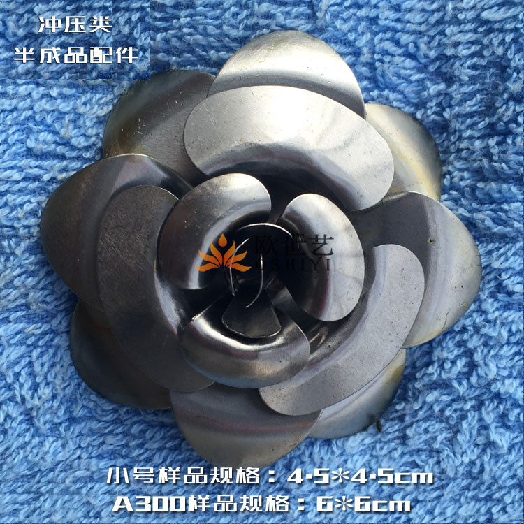 Ocene Crafts Iron Floral Iron Art Punching Accessories Combinable Flowers A300 Size Number Stereo Rose Flower Reds