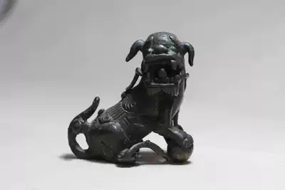 The late Ming and early in the morning and tong shou paperweight desk ornaments