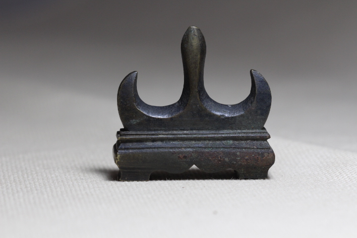 Pen-separating pen for the bronze pen holder in the Qing Dynasty