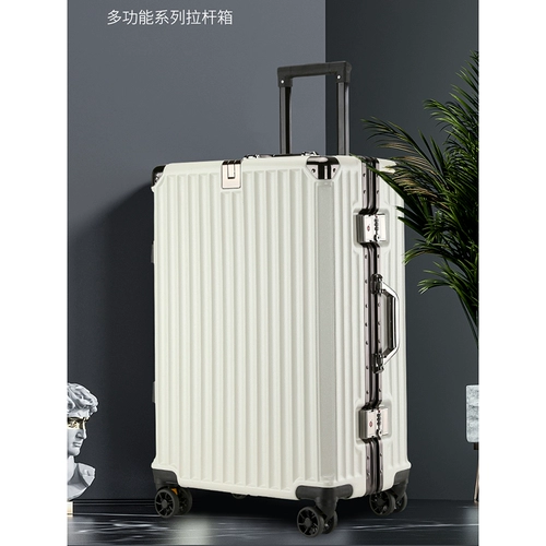 Кенгуру, красный универсальный чемодан для невесты