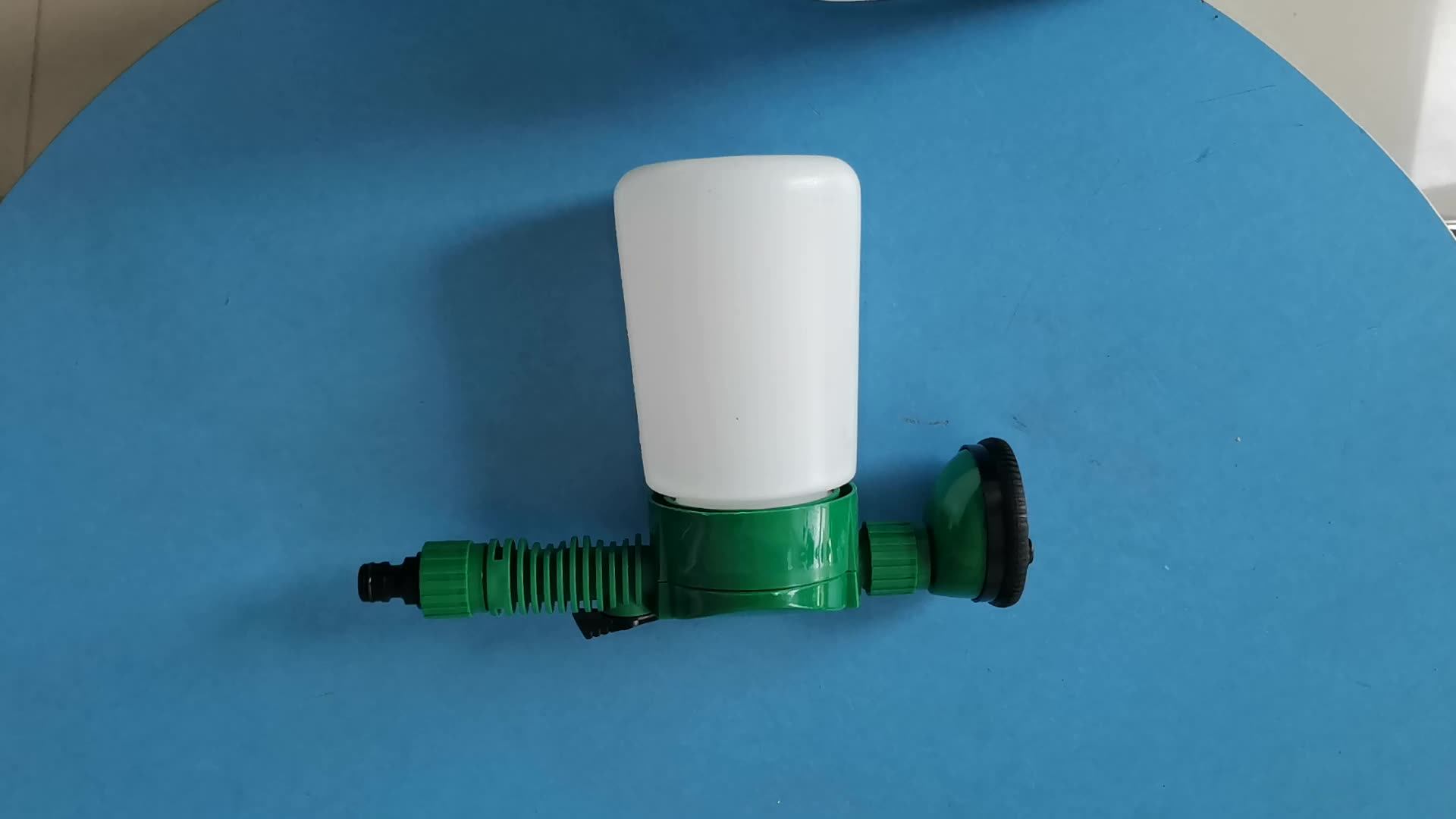 4 Different Patterns Adjustable Different Dilution Ratios Garden Hose