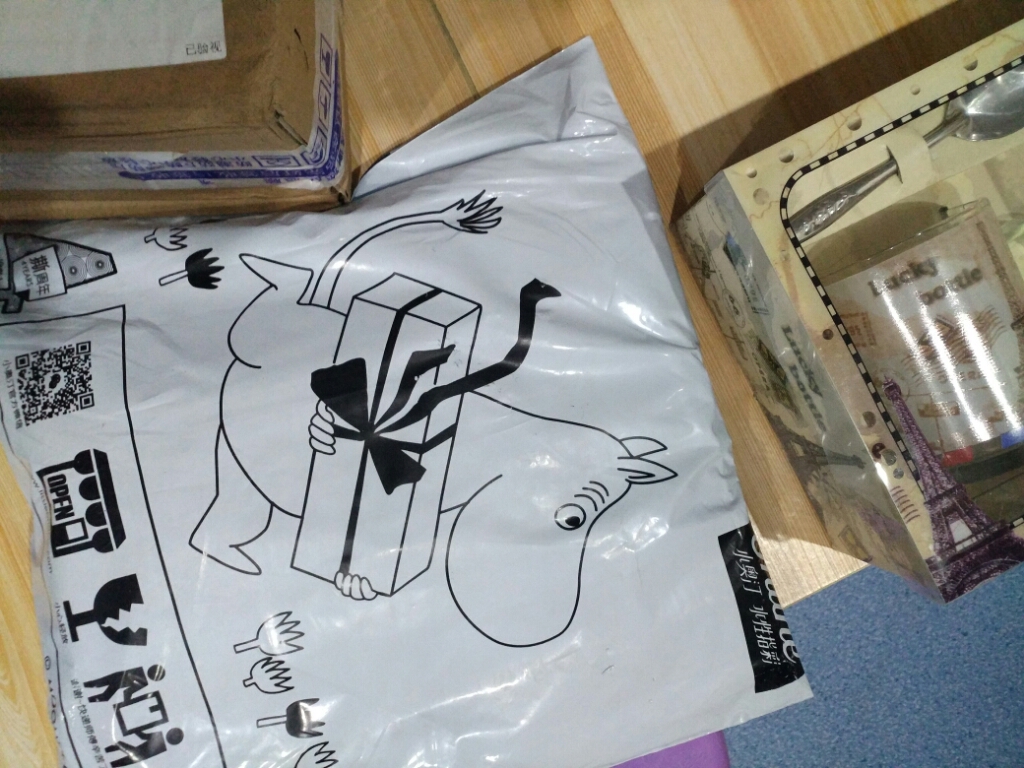 小奥汀车厘子红色指甲油好不好用，入手后7天来评价,第4张