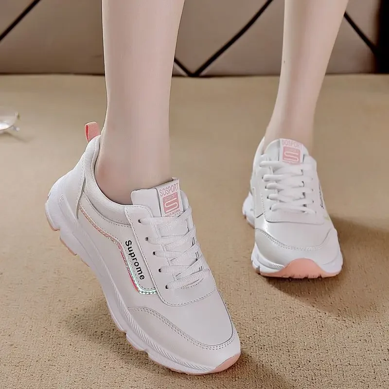 Women's  Spring and Autumn New Breathable Soft Sole Flat Shoes, Casual and Versatile Travel and Sports Shoes