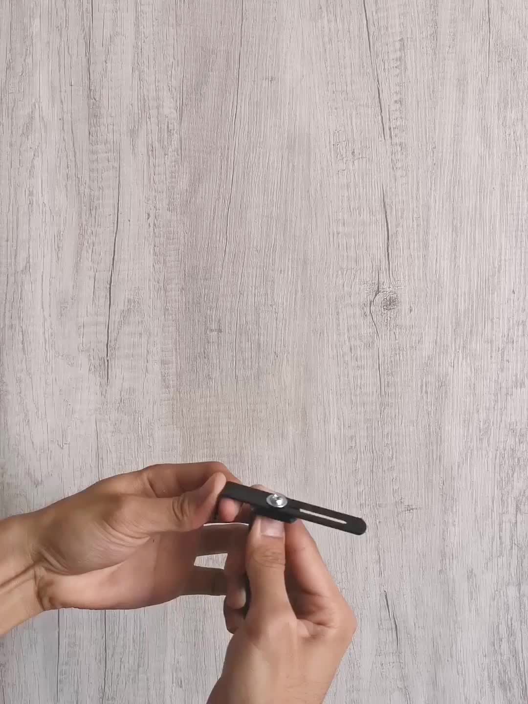 Entry coat rack Wall-mounted bedroom shelf Wall creative bed head door hanging school bag hook card clip u-shaped