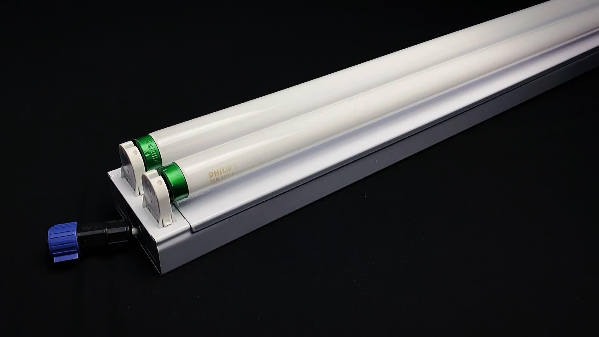 17w 32w 58w Ce Listed Ceiling Led Light Housing T8 Led Fluorescent Tube