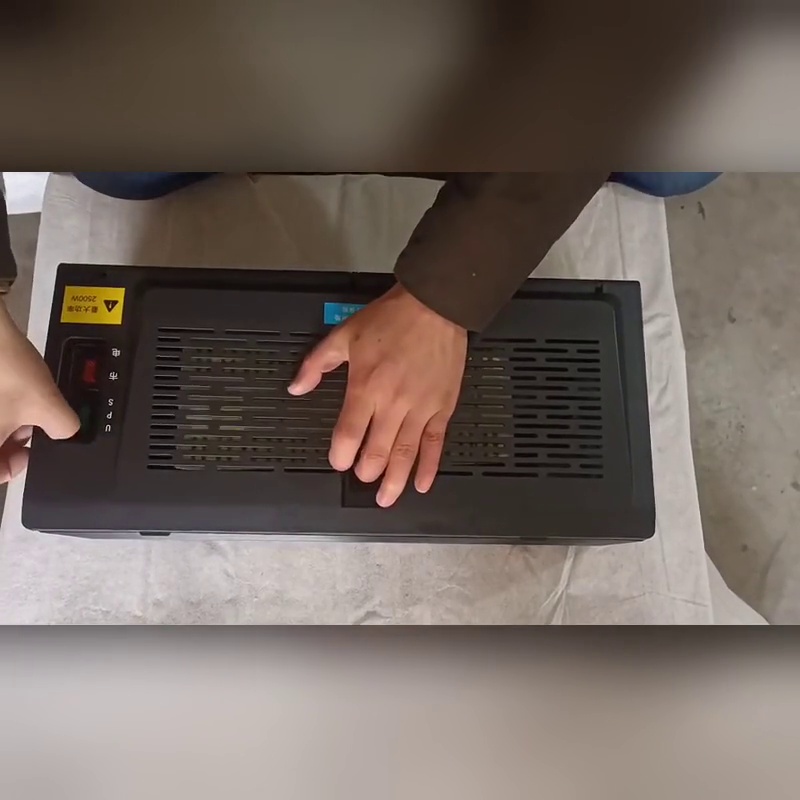 14位PDU线路整理神器，让杂乱不堪的电线说拜拜。⚡