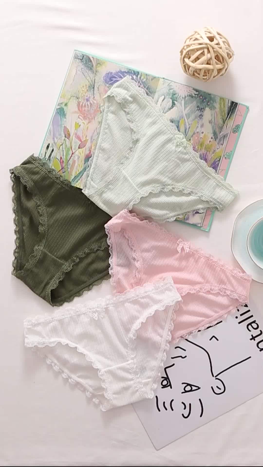 Six Rabbit Young Girls Lace Breathable Underwear Comfortable Low Rise