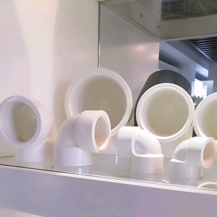 Pvcu Pvc Bsp Thread Fitting Flexible Connector (female Thread) Buy