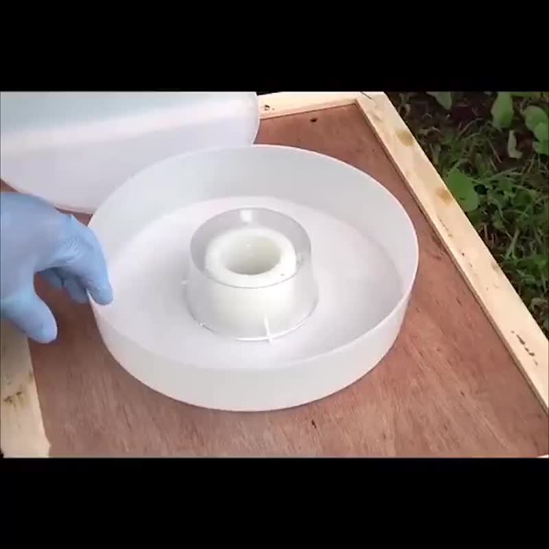 Rapid Top Hive Round Bee Feeder Beekeeping Feeding