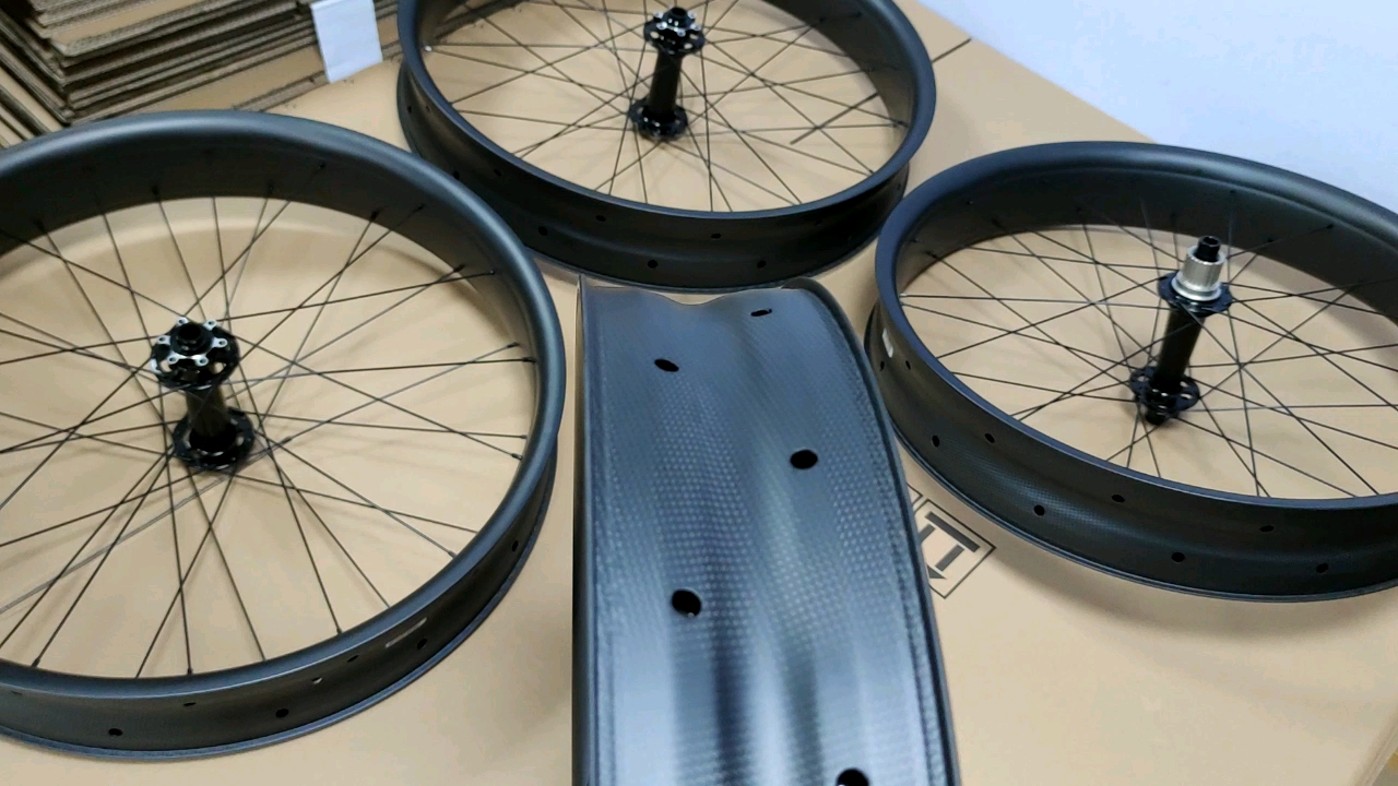Jante De Vélo Fat Bike En Carbone De 26 Pouces,197mm De Diamètre,Pneu De 100mm Buy Jante En