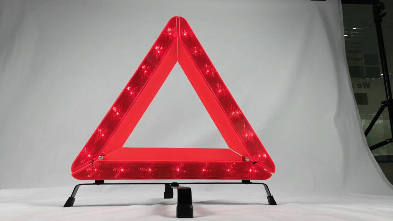 Durable Using Safety Reflector Dot Approved Reflective Emergency Tools