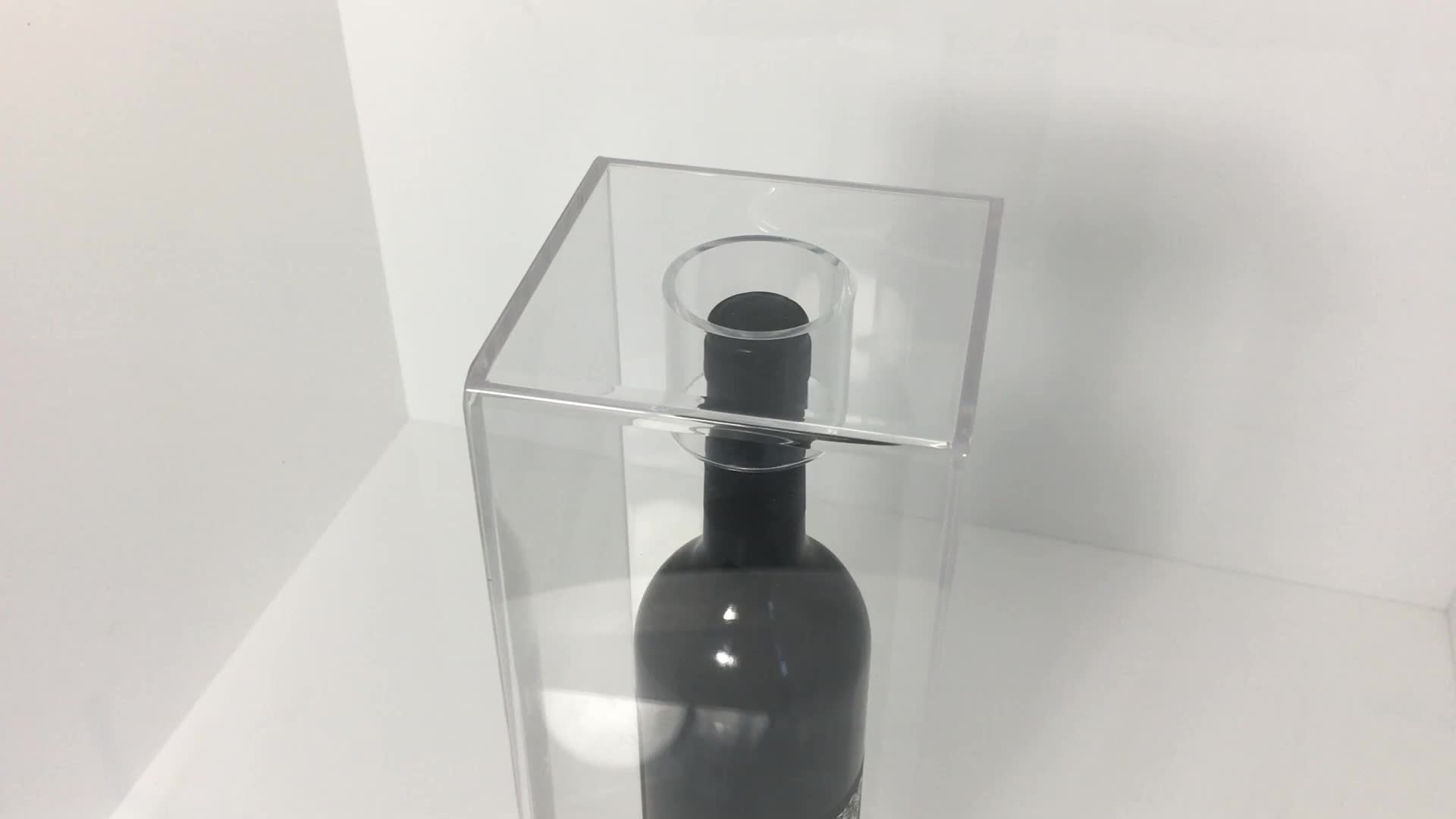 Transparent Acrylic Single Champagne Wine Bottle Display Box / Case