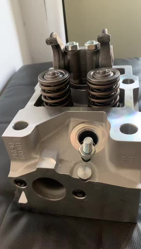 Factory Direct Cylinder Head 740.901003010 For Kamaz Dongfeng Detroit