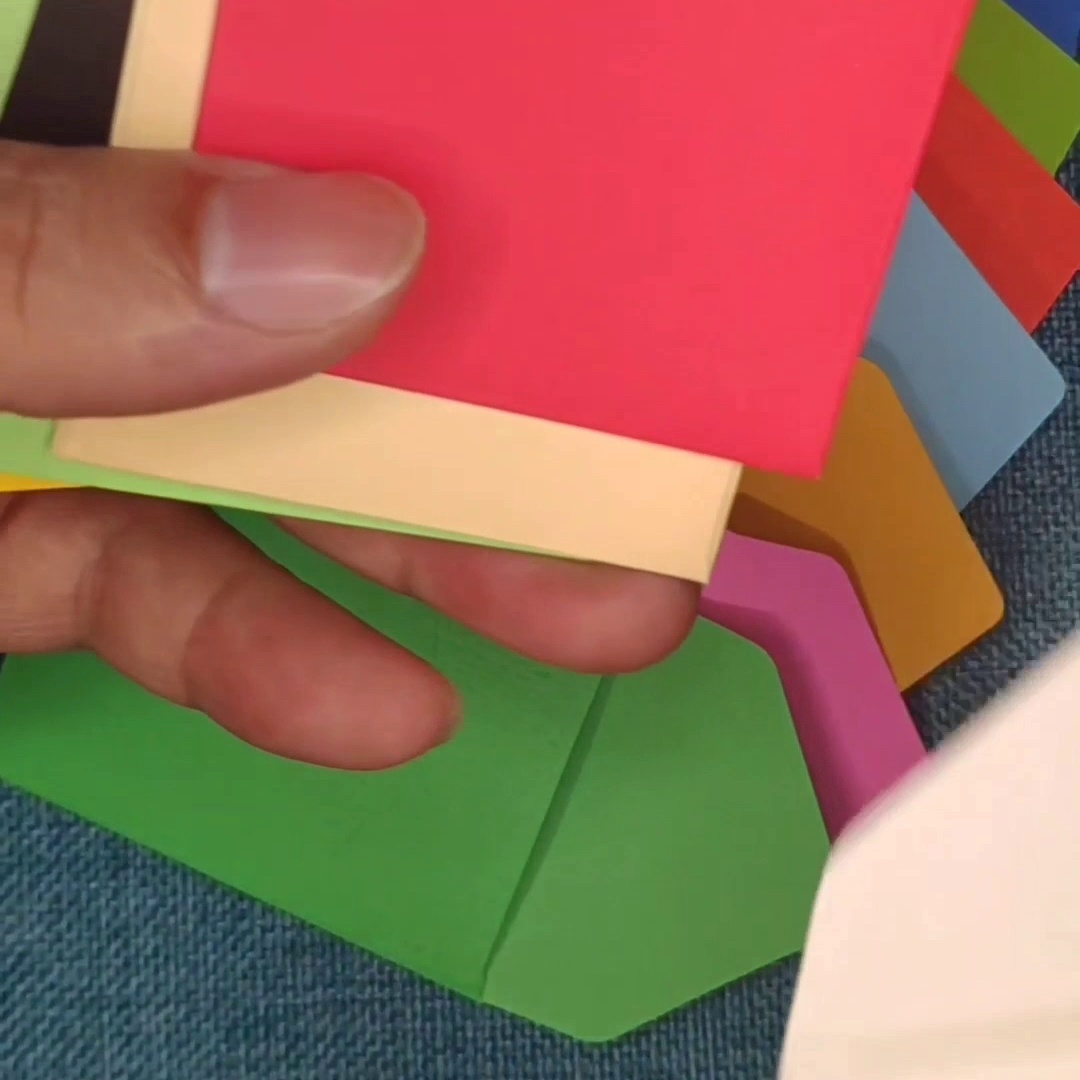 10块买一包“会呼吸的高级感”。此信封也太懂成年人的浪漫了吧。