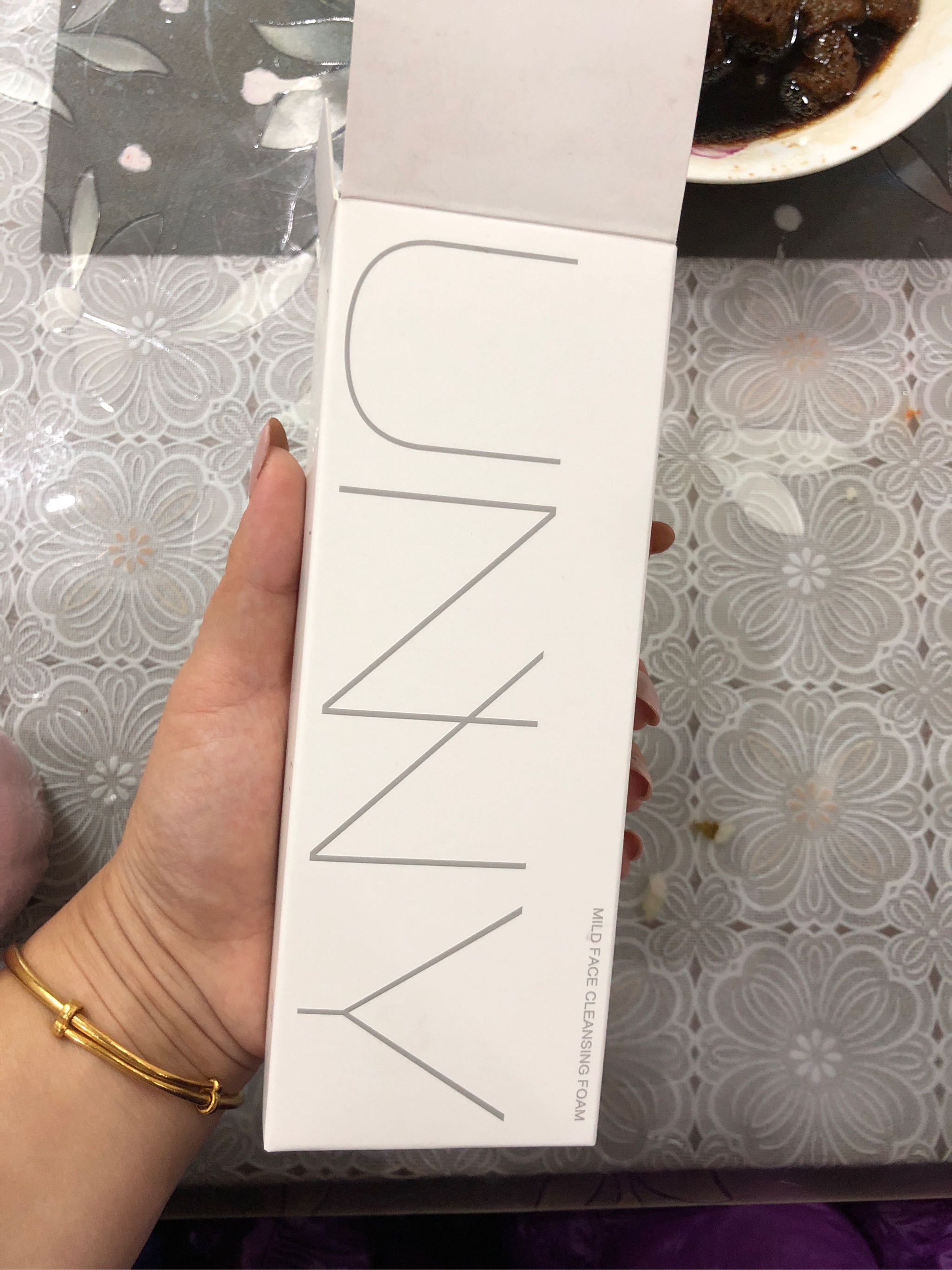 unny洗面奶【加购优先审核】怎么样，好用吗？真实使用体验_搜券