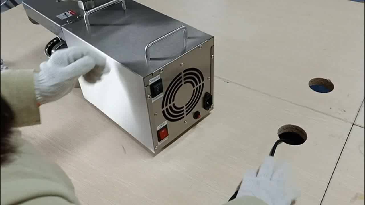 Küçük Ev Kullanımı Hindistan Cevizi Yağı Basın Makinesi Soğuk Pres Yağ