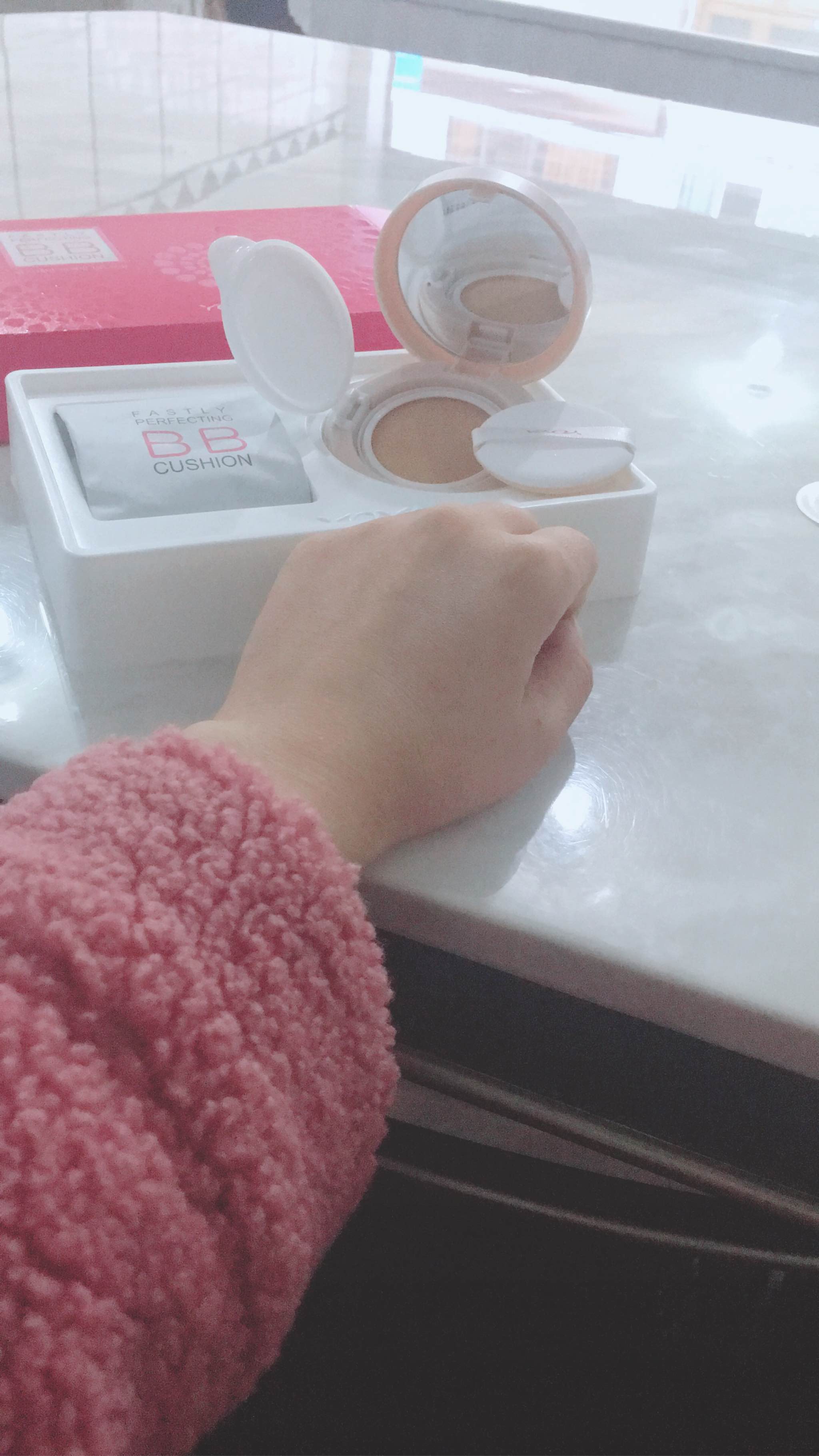 悠雅裸妆气垫BB美颜遮瑕控油性价比真高，真实上手体验,第5张