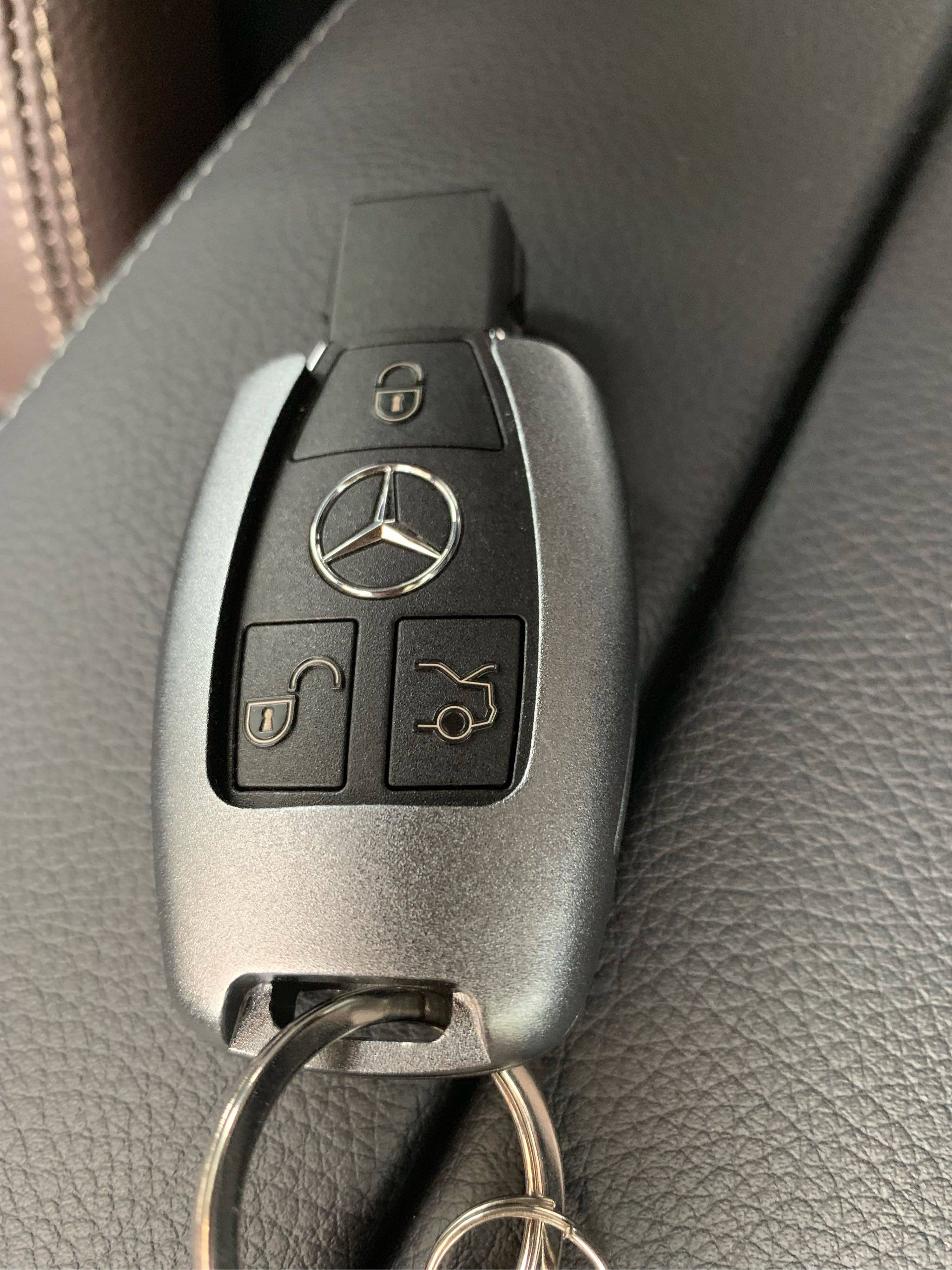 奔驰汽车钥匙套性价比最高，使用一个月后真实上手体验_搜券