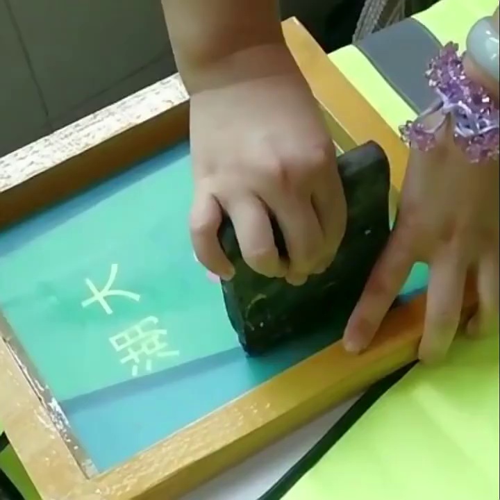 Tùy chỉnh 
            lưới thoáng khí áo phản quang quần áo an toàn công trường xây dựng áo phản quang cưỡi vệ sinh quần áo phản quang tùy chỉnh áo ghi lê bảo hộ 