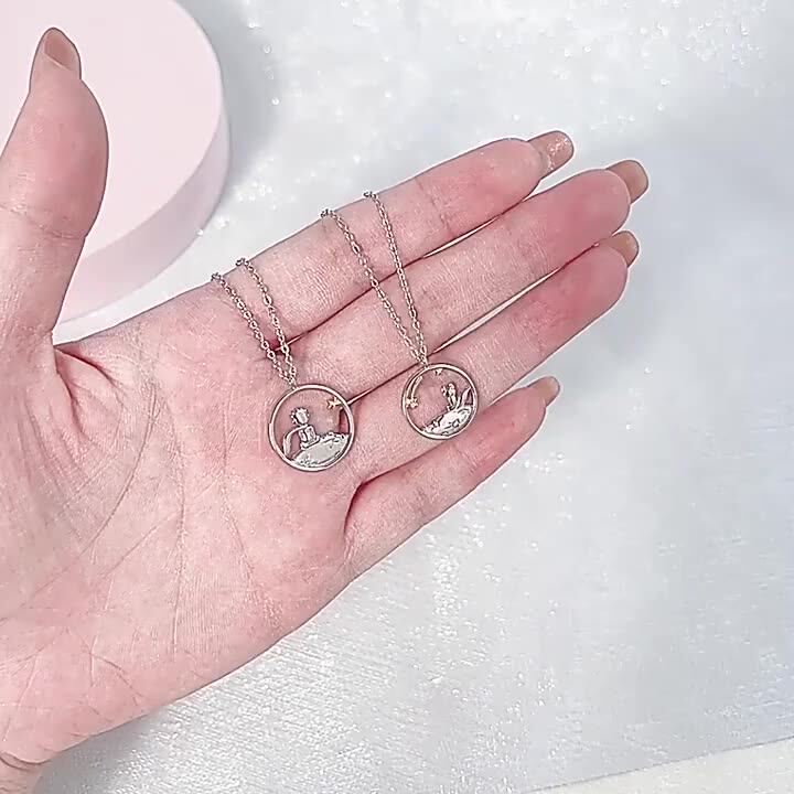 Silver Color Zircon Hollow Heart Necklaces for Women