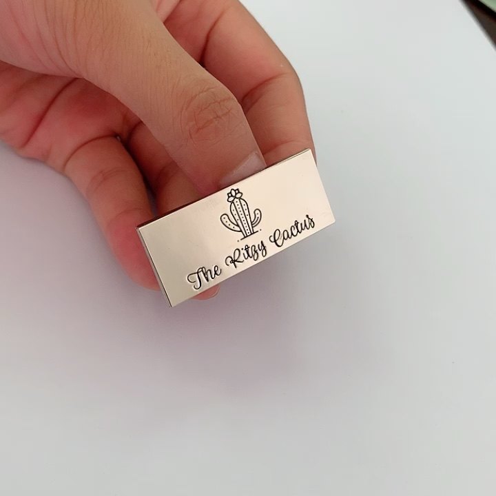 Waterproof Bag Accessories Customized Silver Color Metal Label Plate