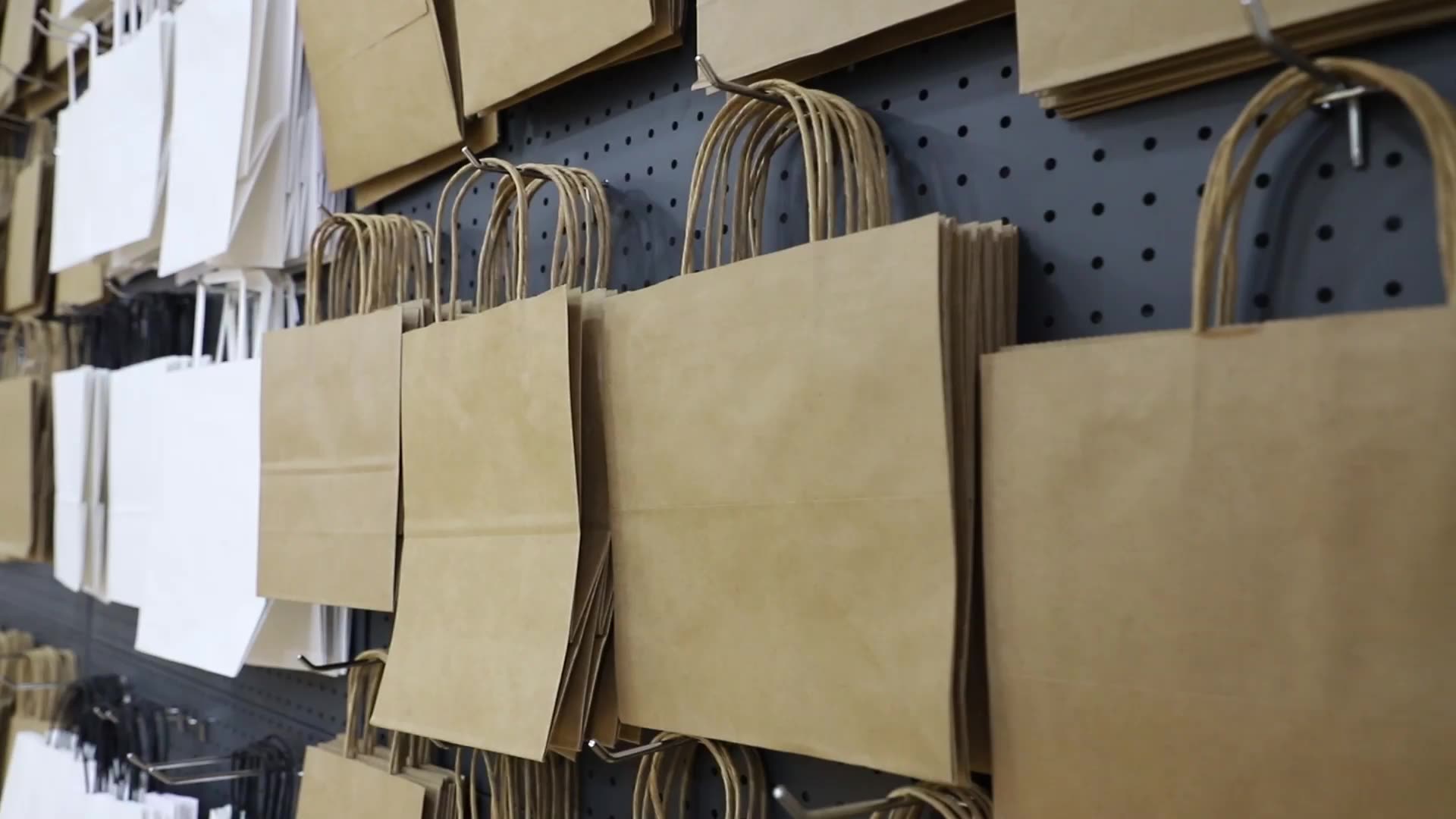 The Paper Bag Factory Accepts Customized Paper Bags,Including