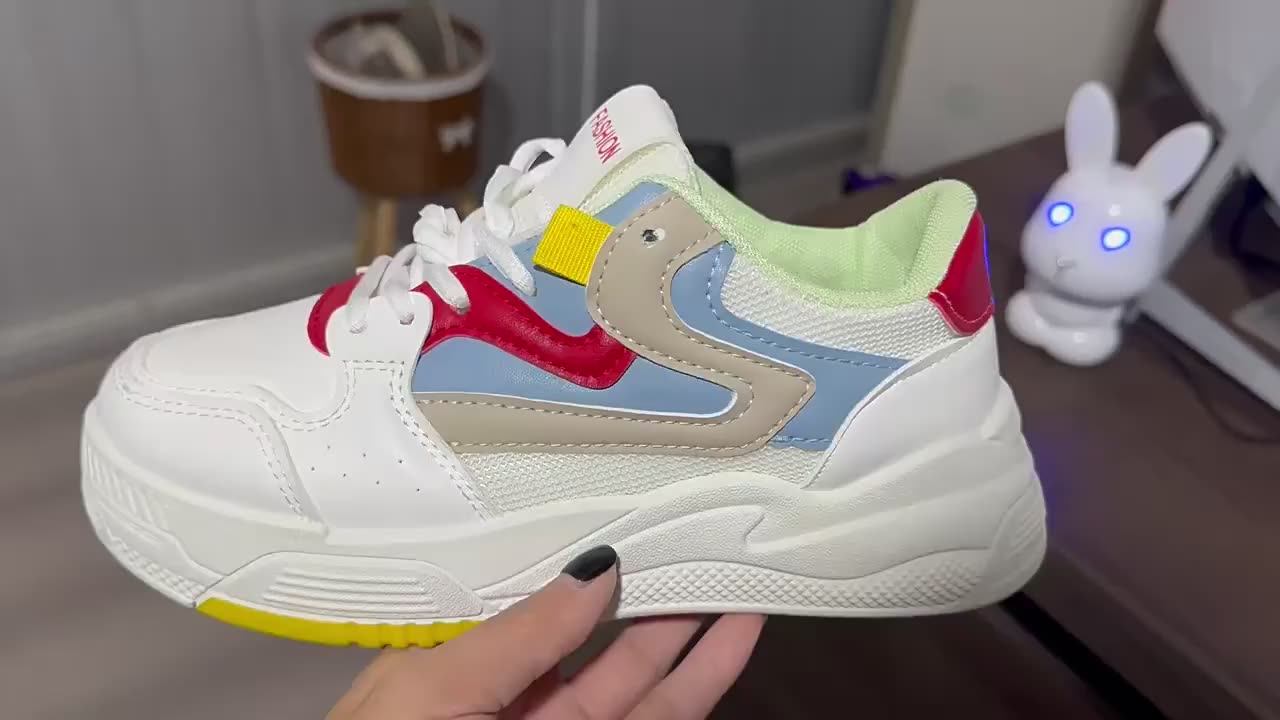 PU Leather Ladies Chunky Sneakers Tennis Shoes OEM