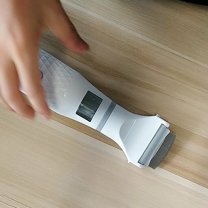 2022 Amazon Hot Selling Flea Remover Electric Vacuum Lice Comb Kills