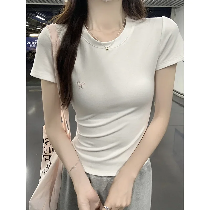 Butterfly knot embroidery short-sleeve T-shirt for women, 2025 summer new style slim fit regular shoulder sweet and spicy student round neck basic top