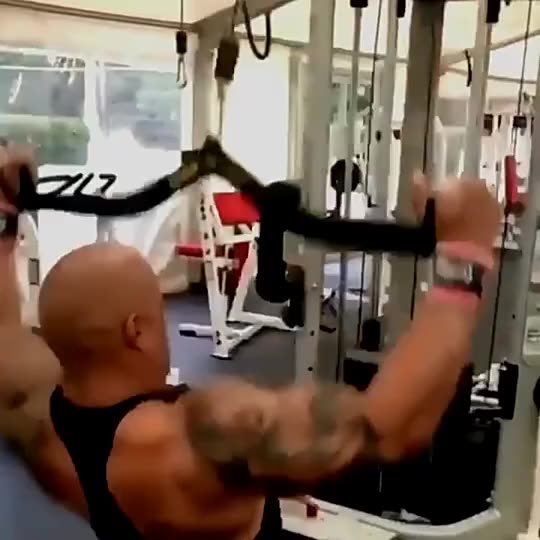 One Arm Pulldown
