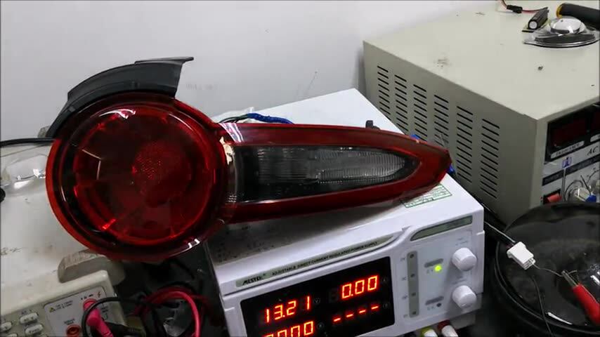 Mazda MX-5 LEDテールランプ スモーク 2個セット Mazda MX-5 LEDテールランプ スモーク 2個セット Mazda MX-5 LED