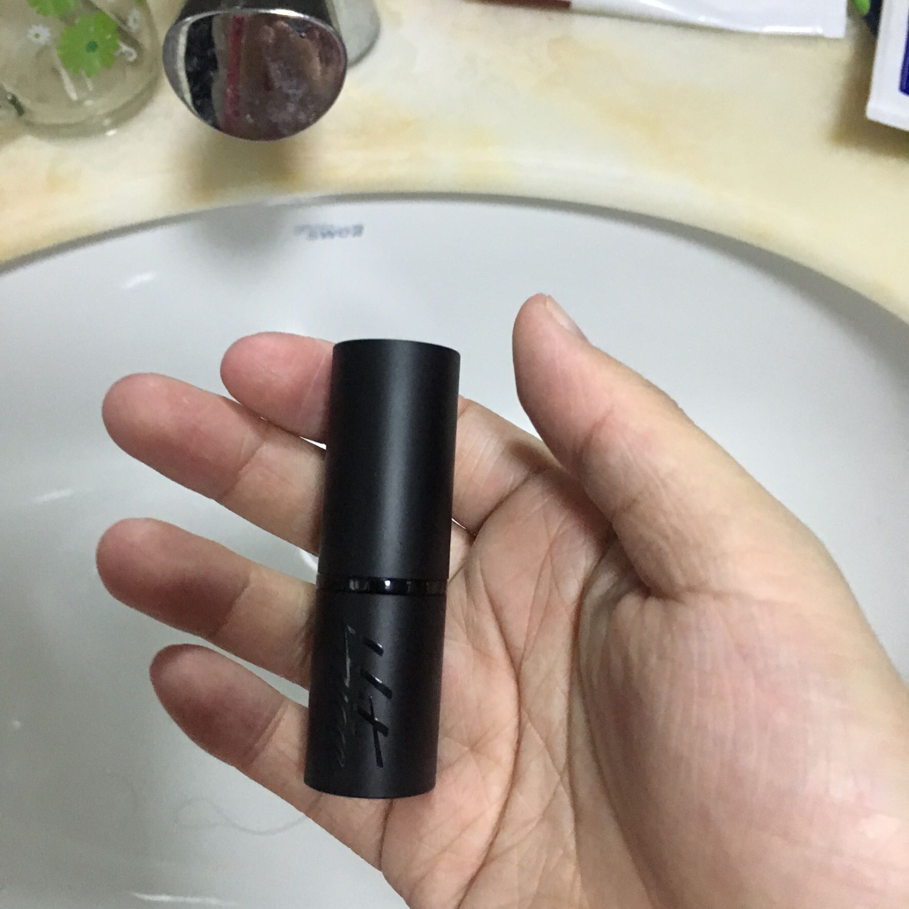 刚到的韩粉世家唇膏阳光橙使用体验_in榜 刚到的韩粉世家唇膏阳光橙使用体验