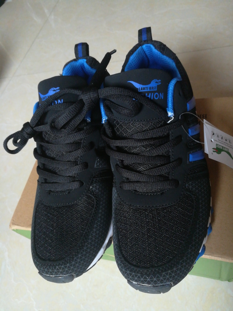 秋季潮款运动跑步鞋怎么样，它的使用效果如何,第3张