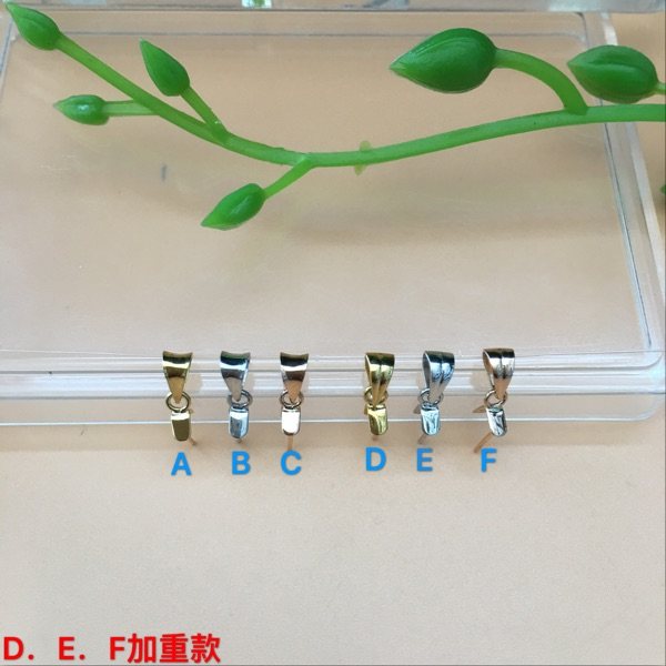 G18K gold emerald agate crystal pendant buckle This section is specially designed for the Buddha design utility