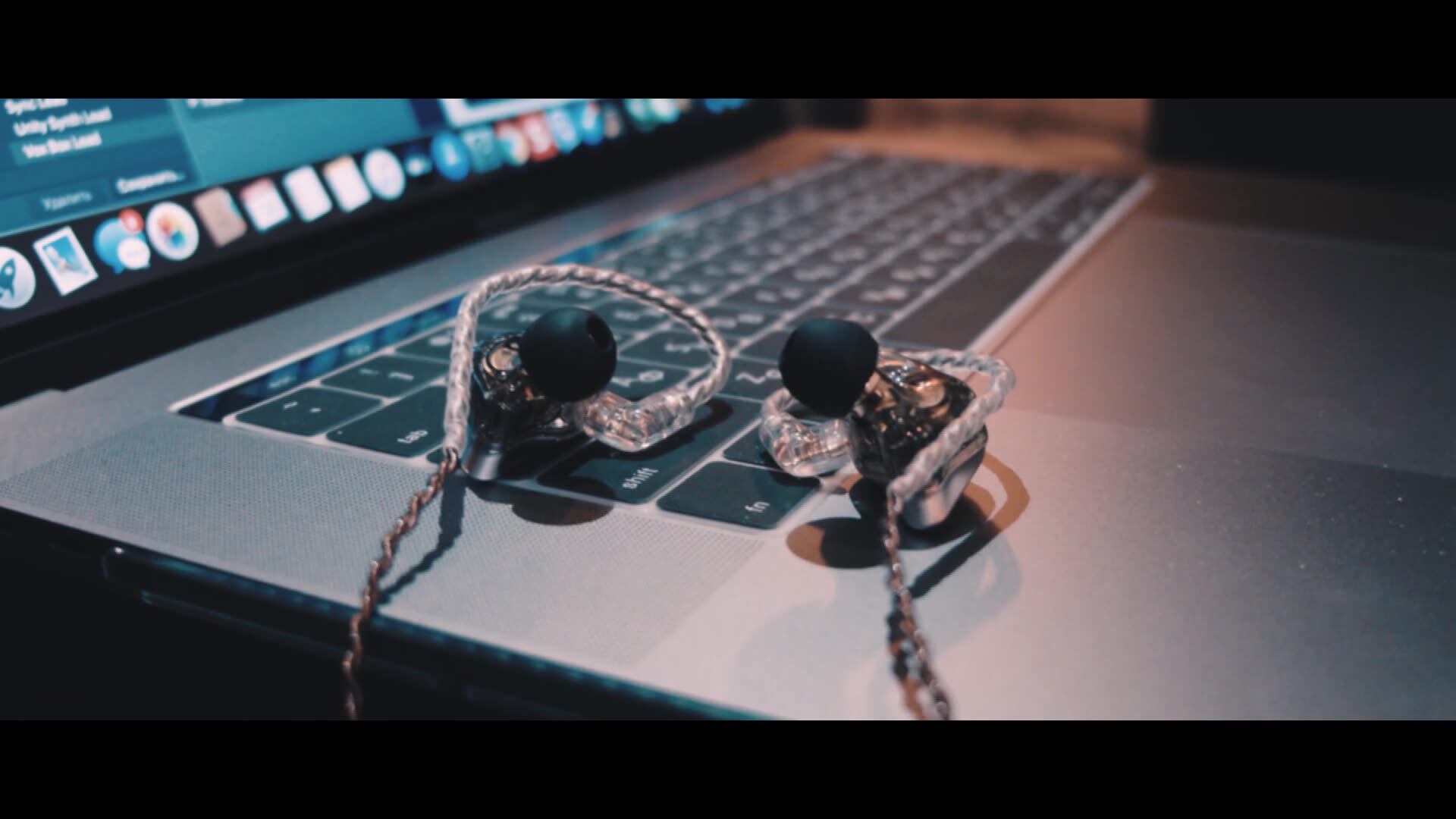 KI　12本セット Kz zsx-金属製ヘッドセット,12ドライバーのhifiハイブリッドヘッド