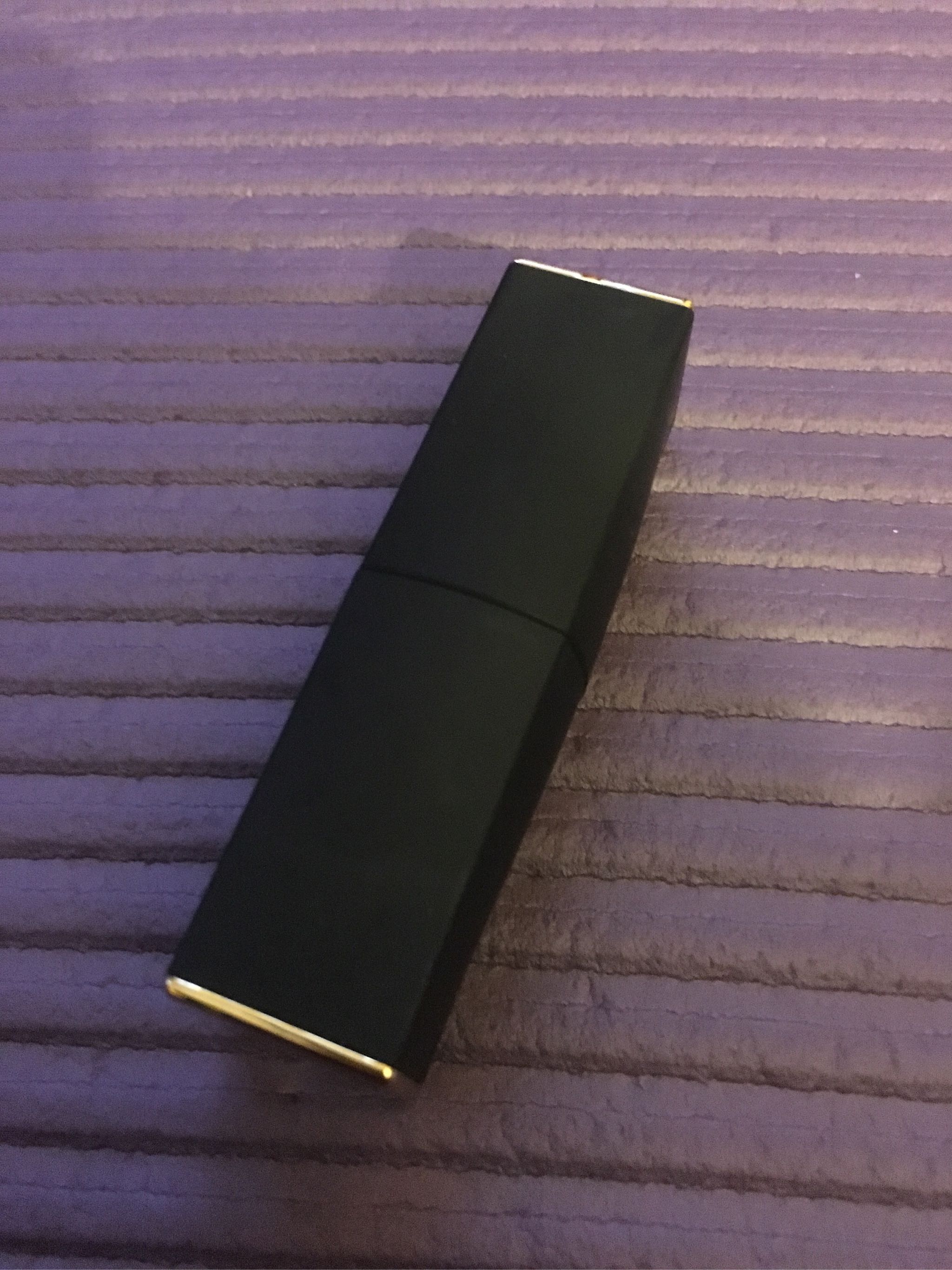 奈媚儿植物滋润口红,金属人鱼色,孕妇都能用的口红_in榜 奈媚儿植物滋润口红,金属人鱼色,孕妇都能用的口红